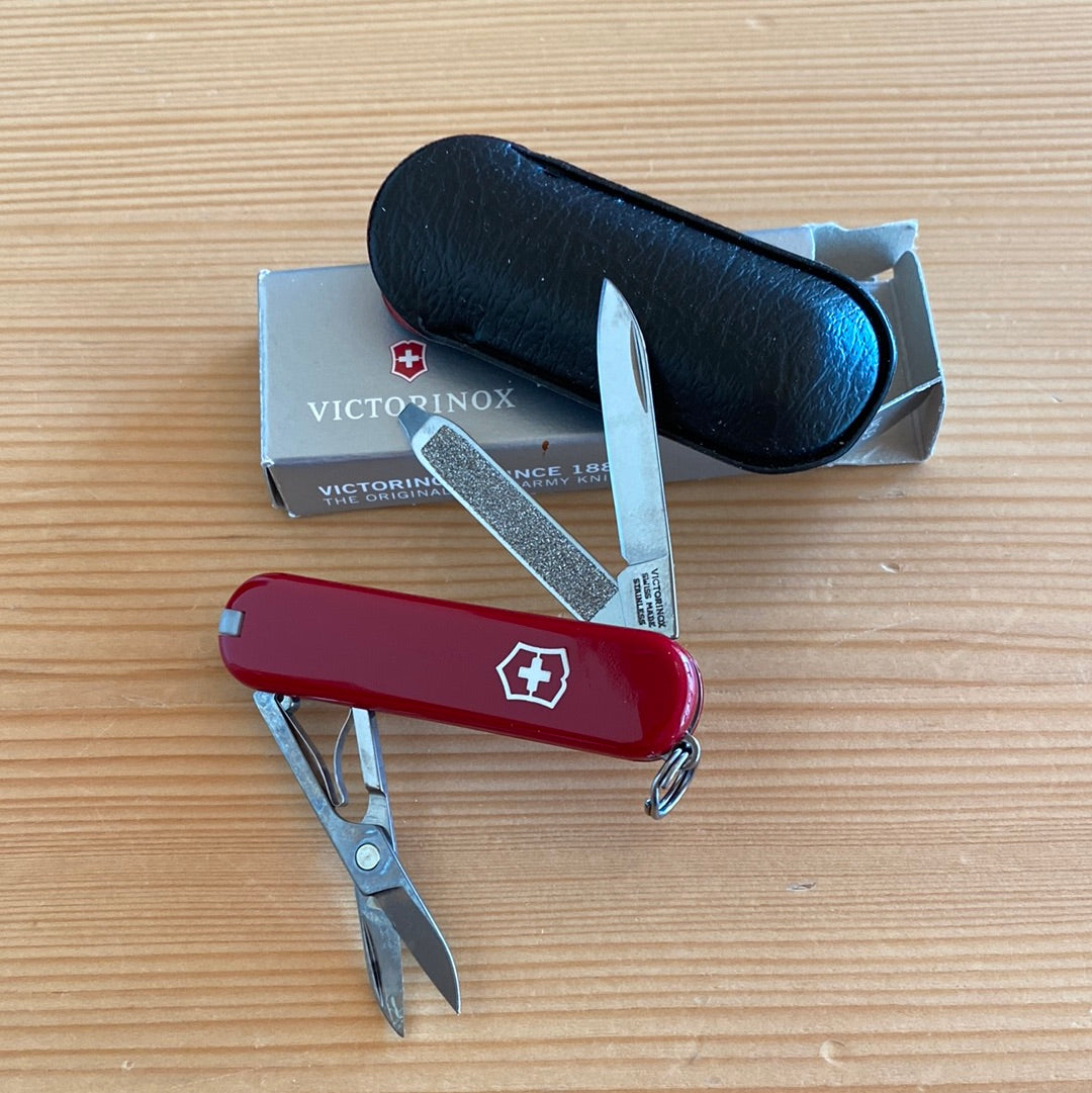 Canif Victorinox Classic (Modèle 0.6223-012)